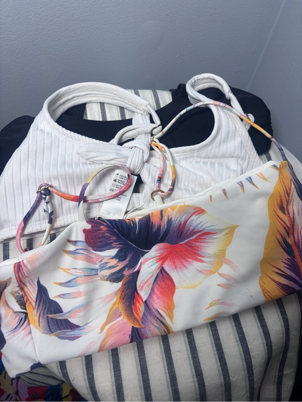 Women’s Bikini Top Size M lot of 3